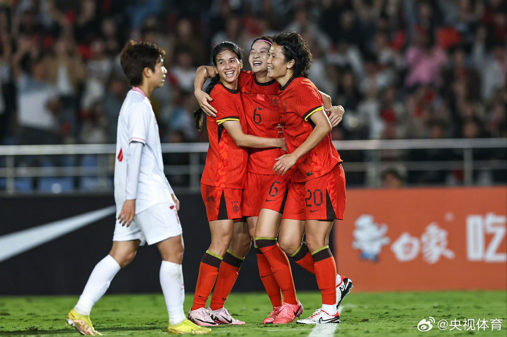 包含韩国女足连胜中，势不可挡的词条